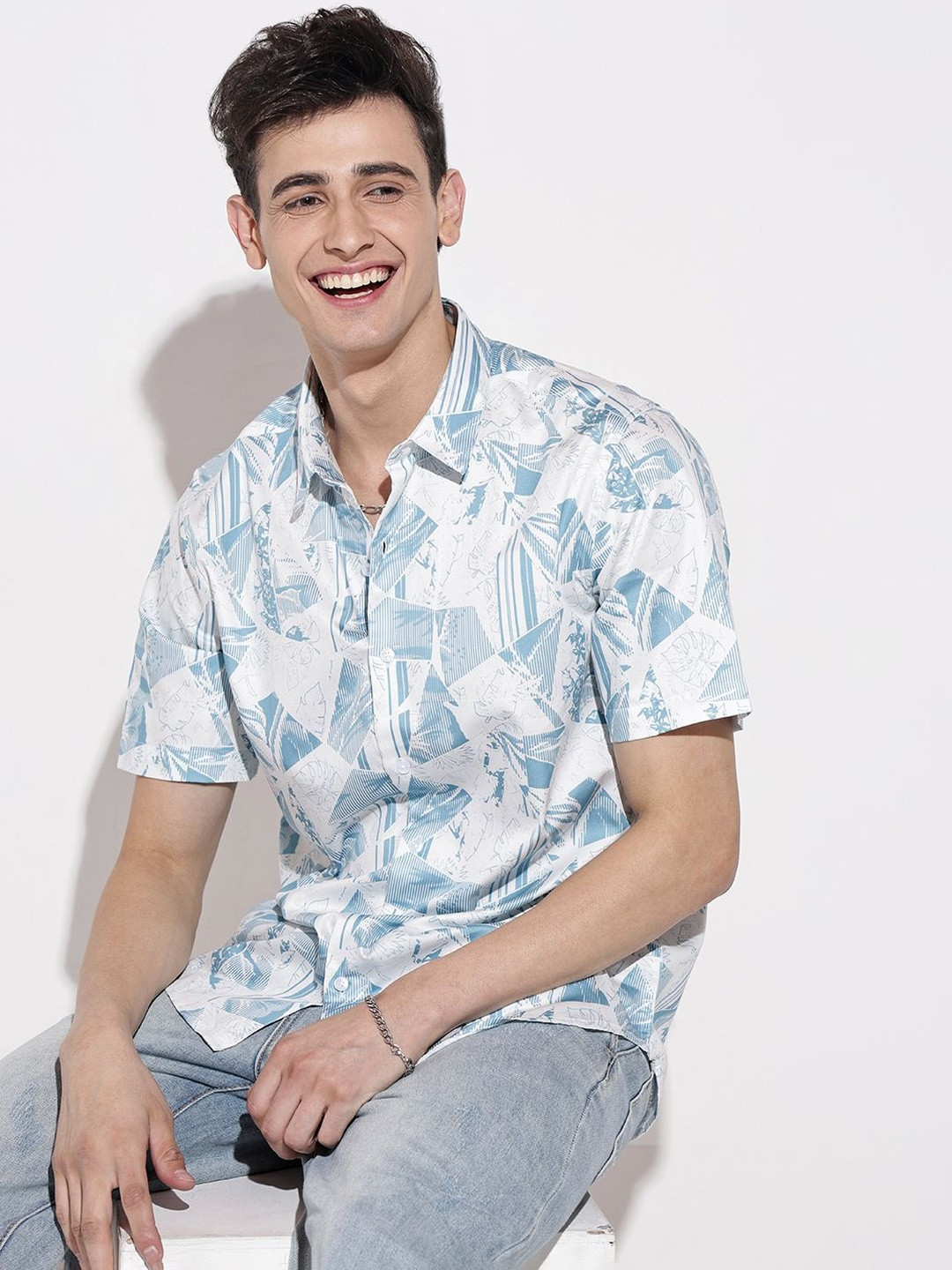 SHOWOFF Men White Abstract Printed Casual Shirt