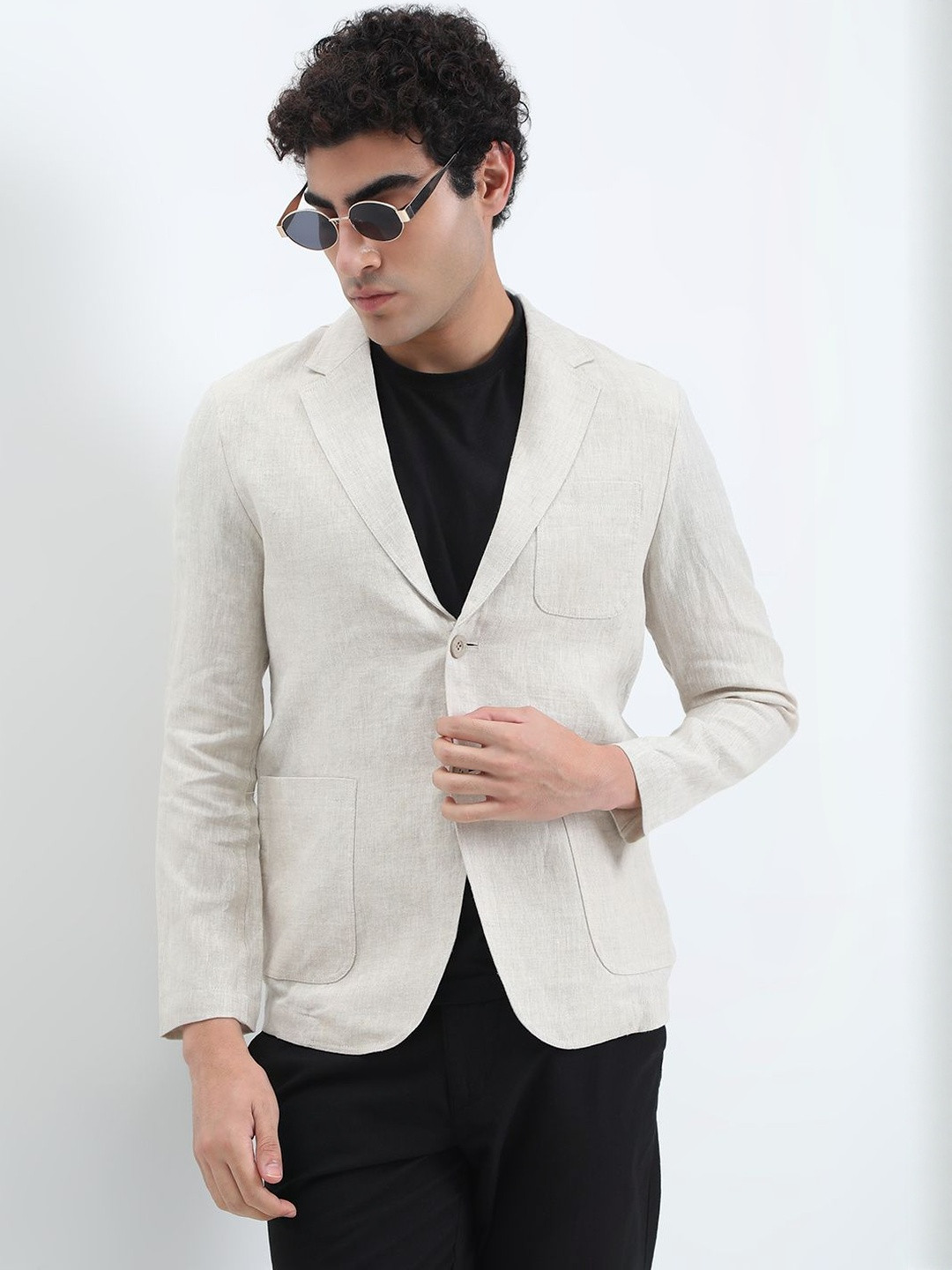SHOWOFF Cream Single-Breasted Slim Fit Blazer
