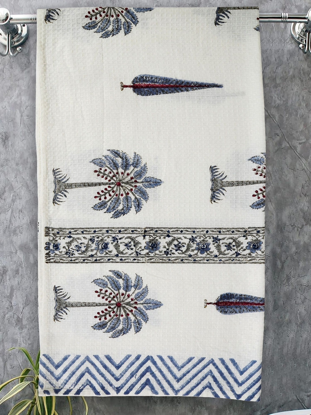 Texstylers White & Blue Foral Printed Cotton 300 GSM Bath Towel -  30x60 Inches