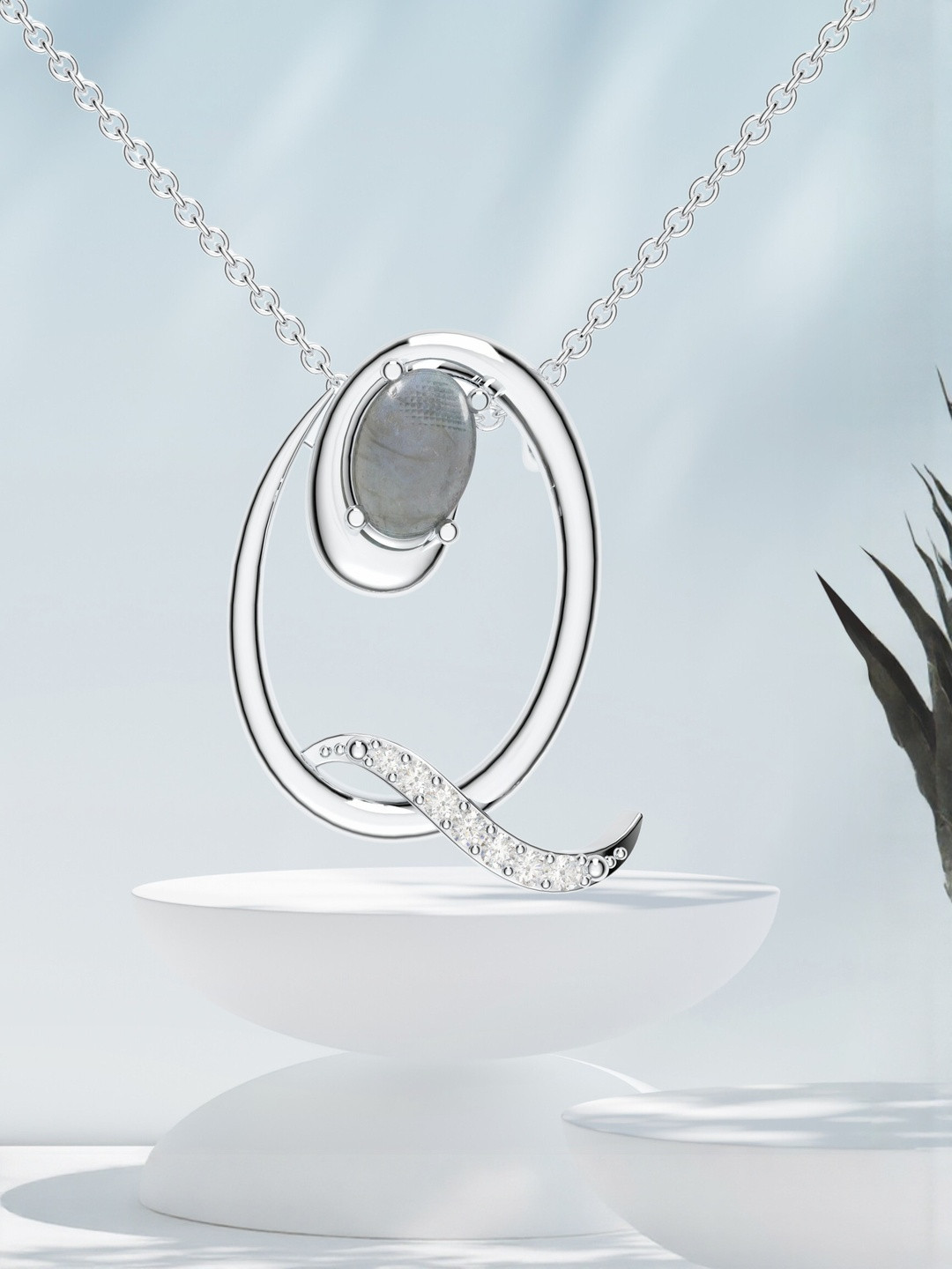 Kicky And Perky 925 Sterling Silver Rhodium-Plated Stones Studded Q Pendant With Chain
