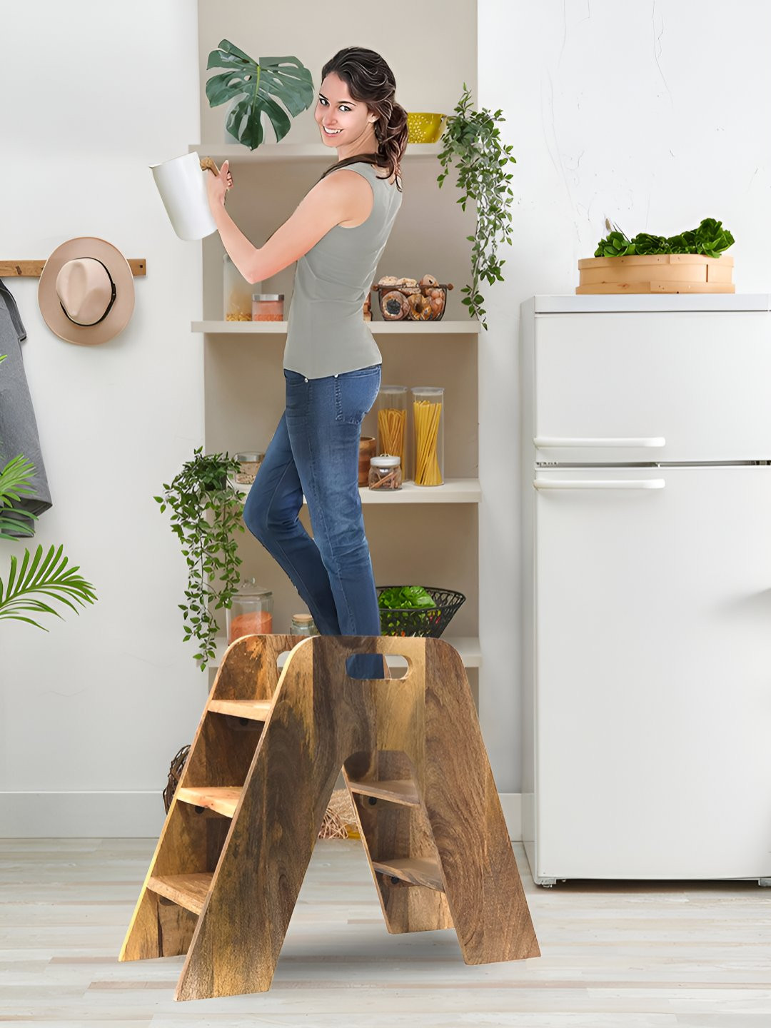 Metalsmith Beige 3-Step Wide Anti-Skid Twin Step Ladder