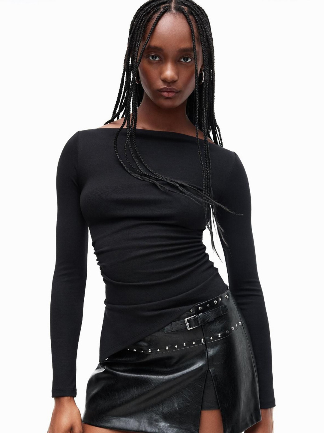 Bershka Long Sleeve Asymmetric T-shirt