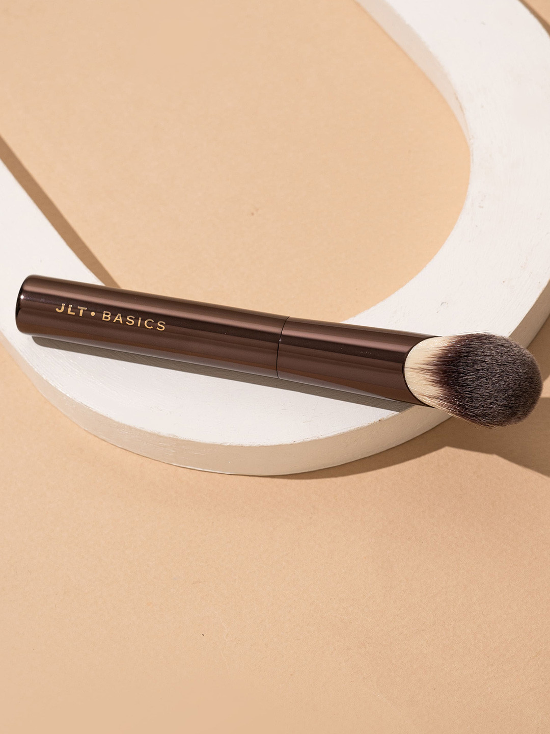 JLT Basics Soft Bristles Foundation Brush JLTBASICS B0002