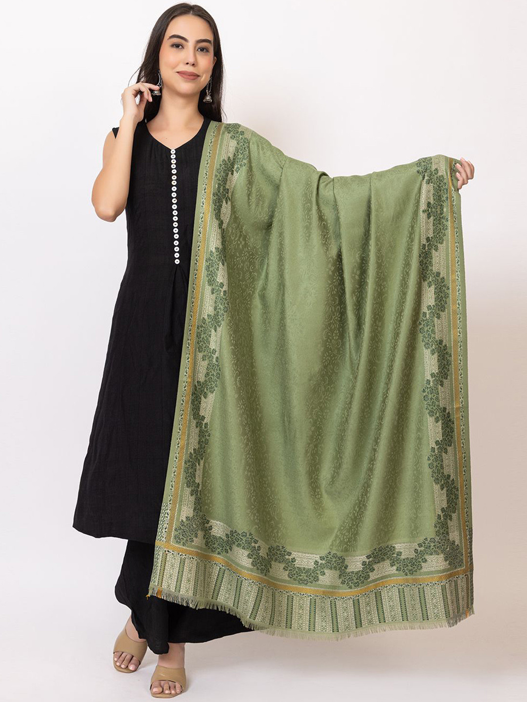 PYRO SPIRIT Women Floral Printed Acrylic Shawl