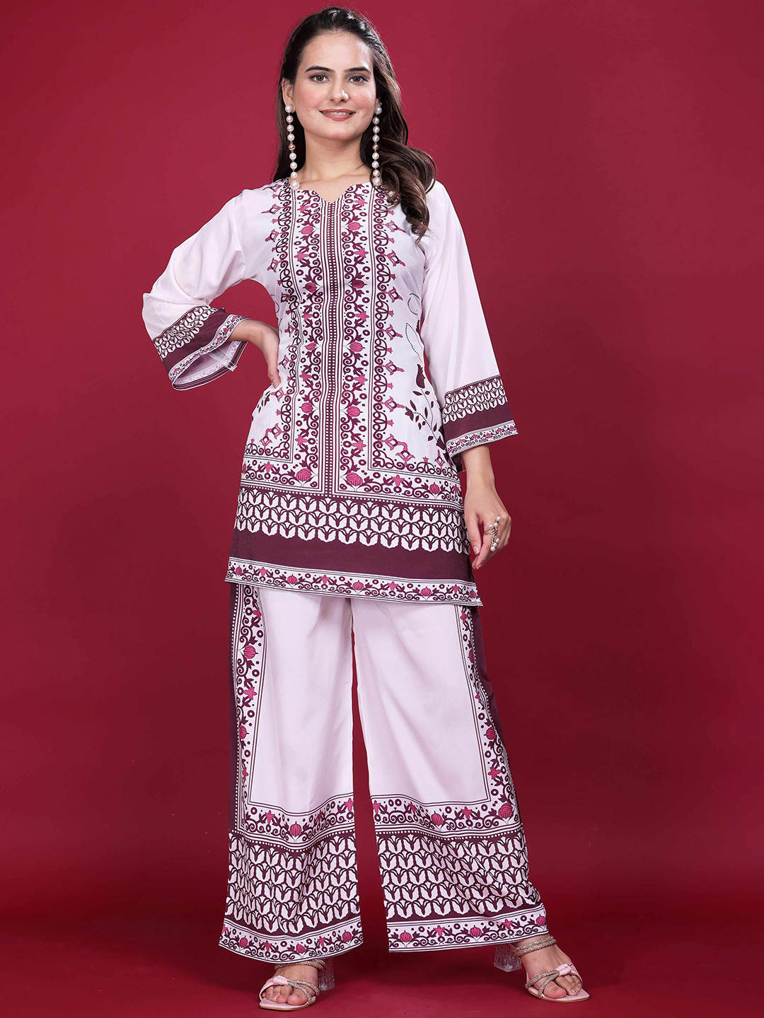 SUVIKAS CREATION Ethnic Motifs Printed Round-Neck Tunic With Palazzo