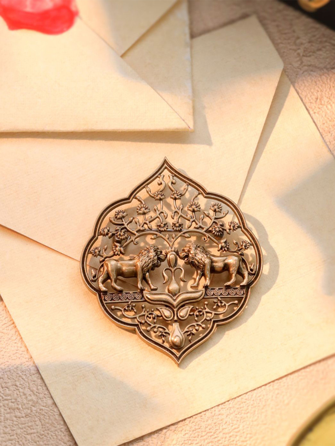 COSA NOSTRAA Gold-Toned Plated Regal Lions Brass Brooch