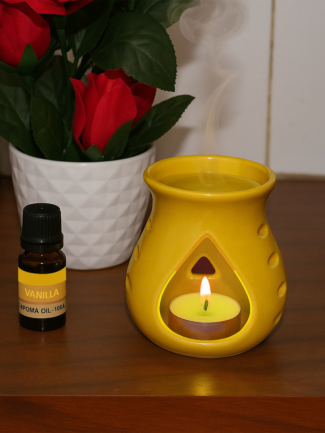 EarthCraft Yellow 3 Pieces Ceramic Aroma Diffuser With Aroma-Oils & Tealights - 10 ml