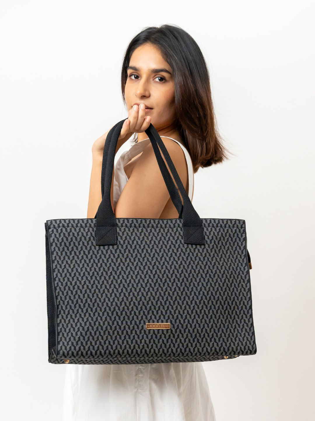 Joon Blu Women Geometric Self Design Shopper Tasselled Tote Bag