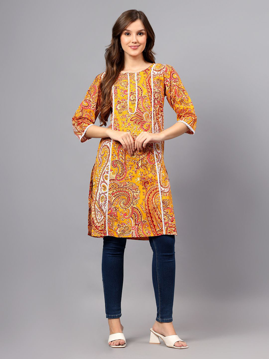 ZARISTAA Paisley Printed Pure Cotton Straight Kurta