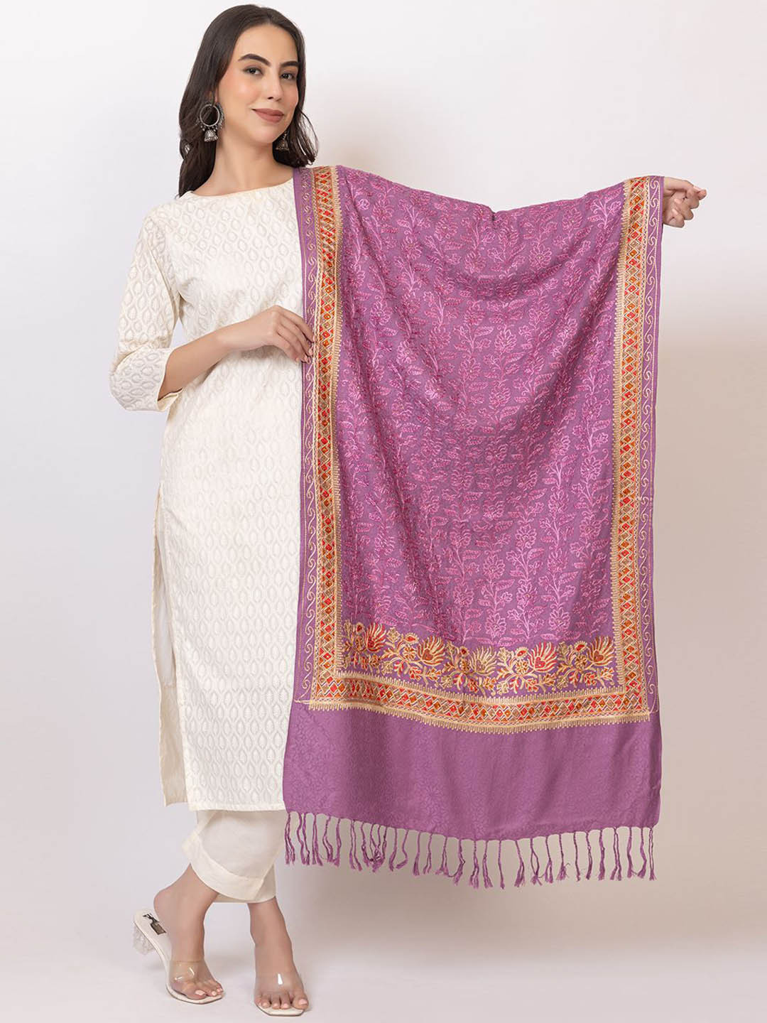 PYRO SPIRIT Floral Embroidered Shawl With Thread Work