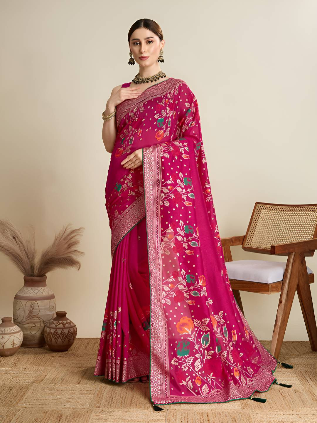OFLINE SELECTION Floral Printed Cotton Saree