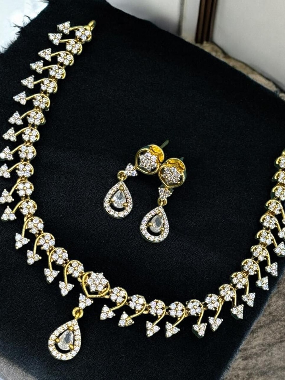 Super Weston Gold Plated American Diamond Studded Jewellery Set