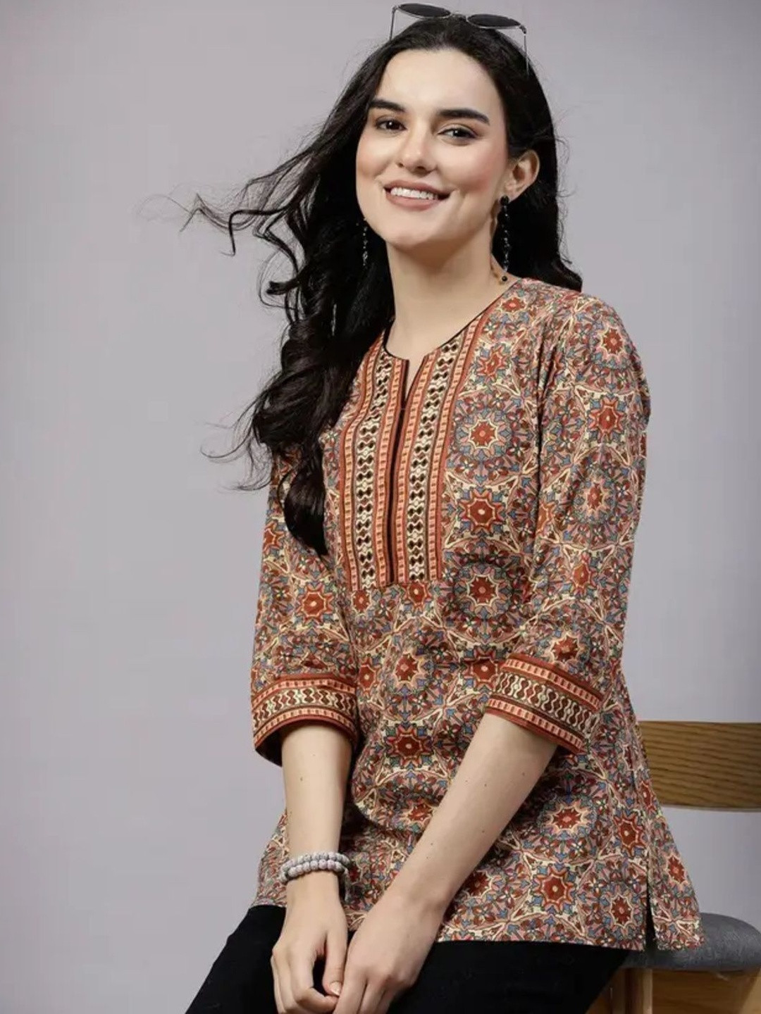 NEW RJP CRAFT Women Bandhani Printed Handloom Kurti