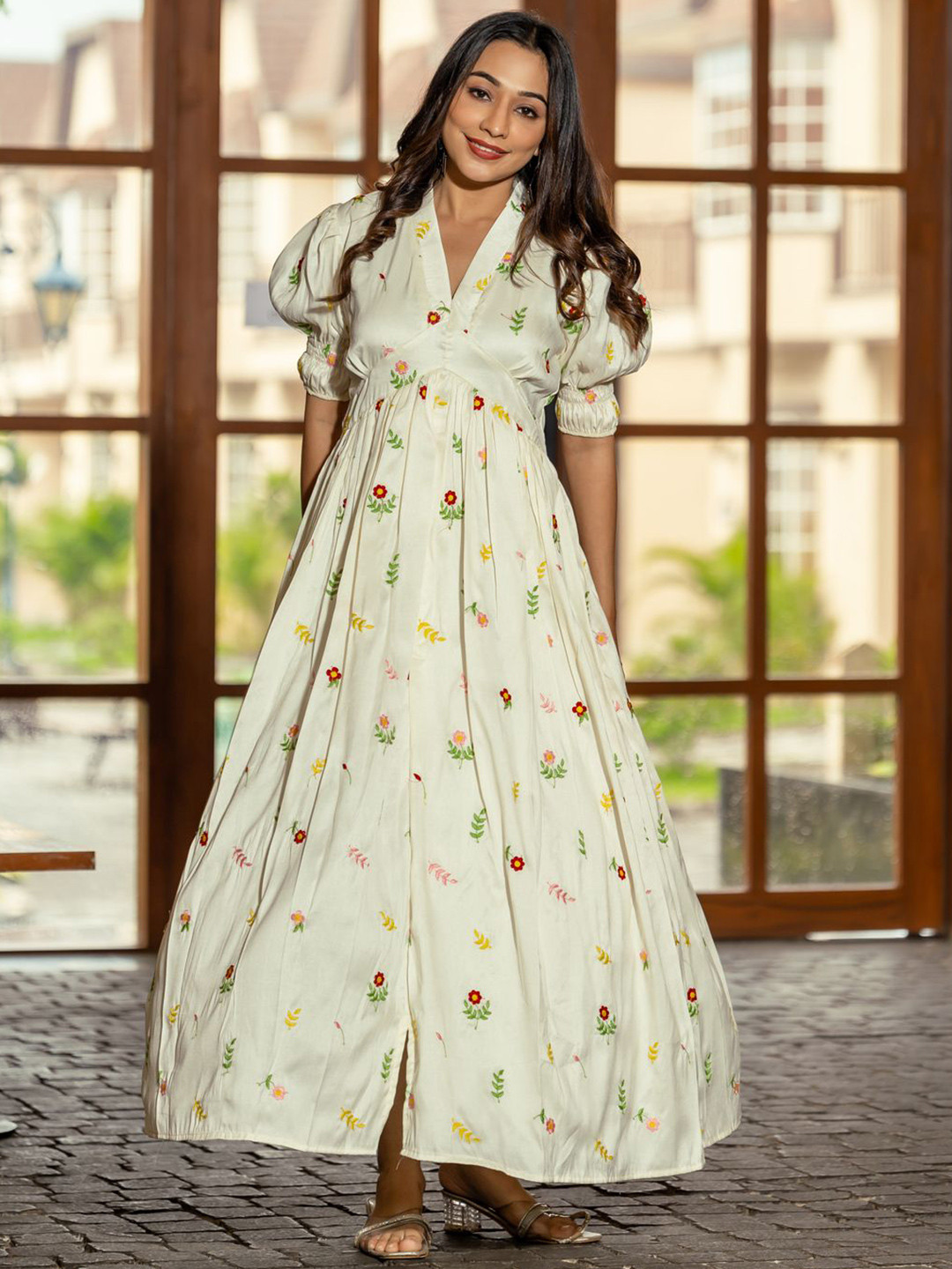 indian rani Women Floral Embroidered Puff Sleeve Empire Maxi Dress