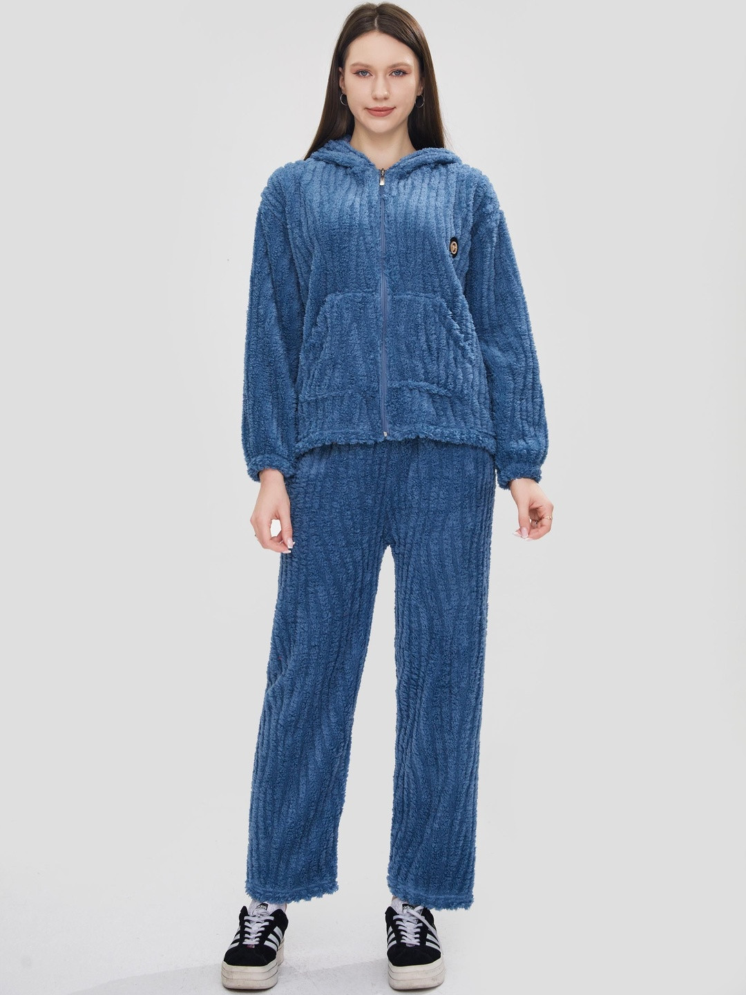 Lugo Women Blue Woolen Blend Solid Winter Trending Co-ordsSet