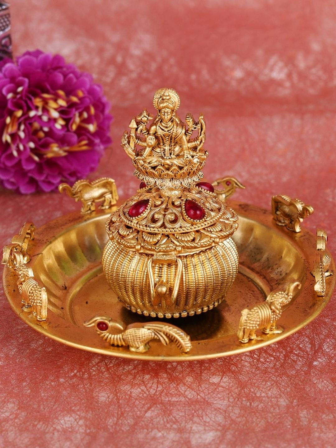 Saloni Fashion Jewellery Brass Gold Plated Traditional Laxmi and Elephant Sindoor Dani
