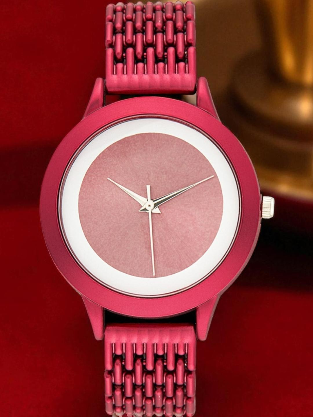 SZN Women Dial & Stainless Steel Straps Analogue Watch Laxi BitDLSZNS