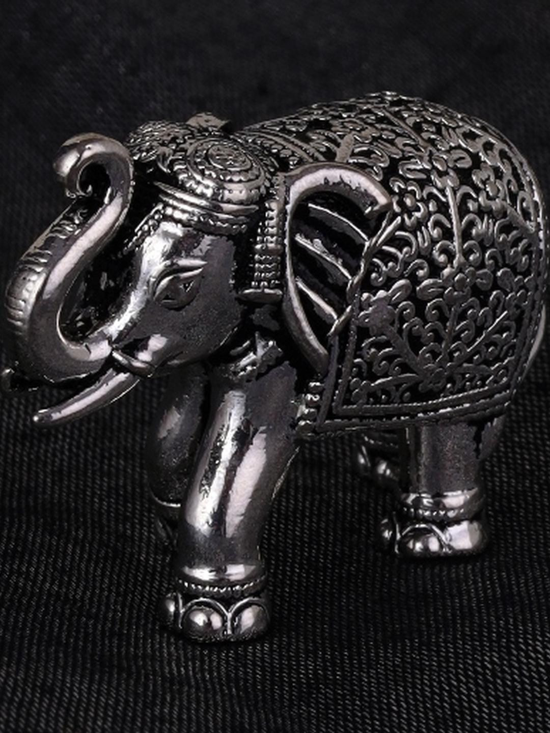 SALONI FASHION JEWELLERY Silver-Toned Elephant Showpiece