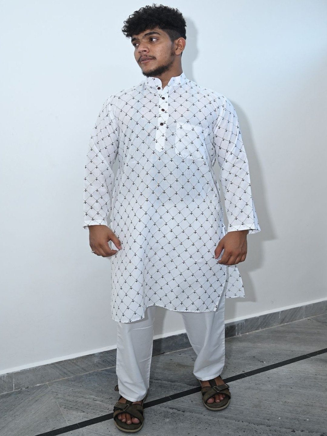 SAFAWY Men Geometric Printed Kurta with Pyjamas