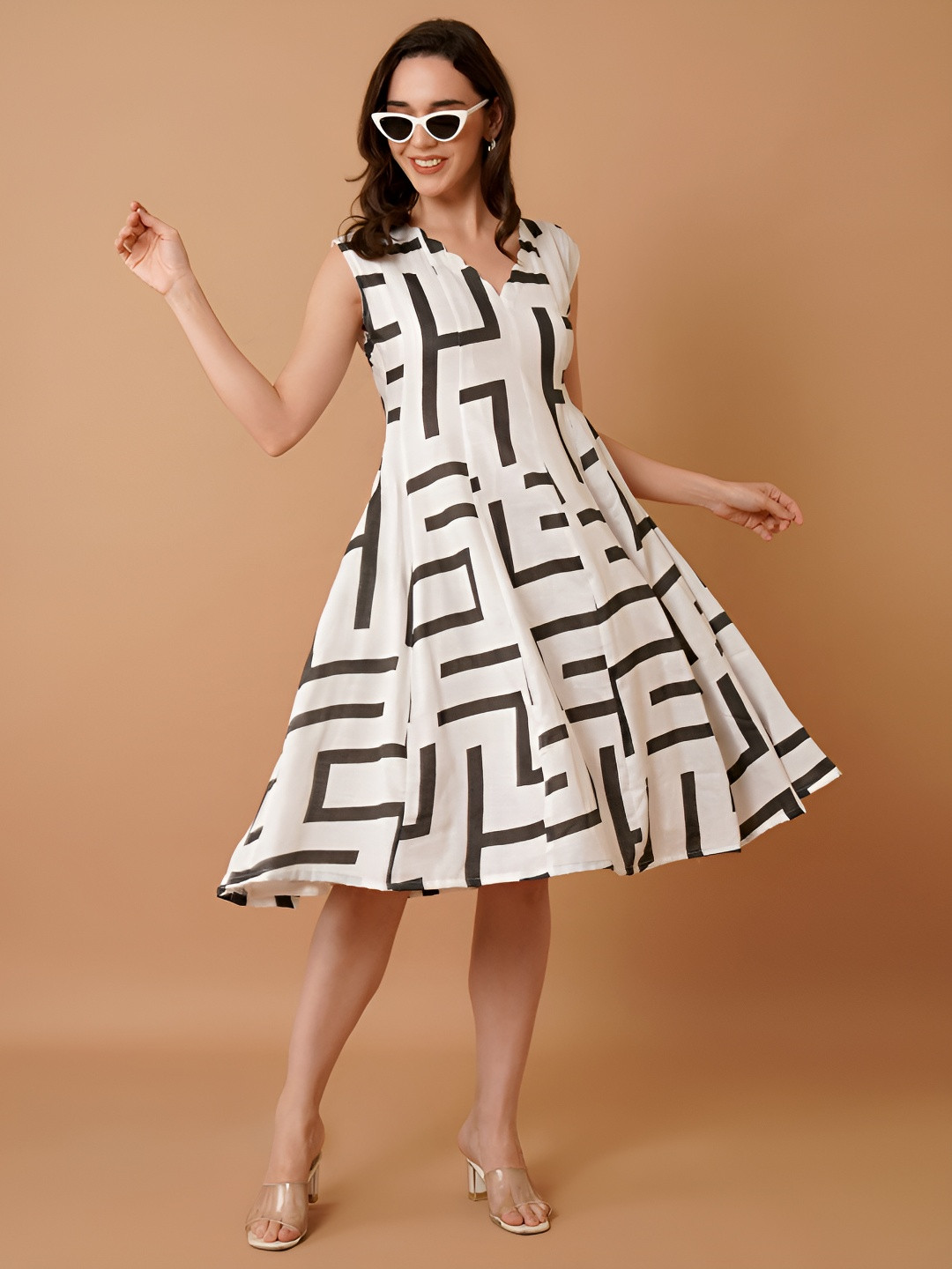 Magnetism Abstract Printed Linen A-Line Dress