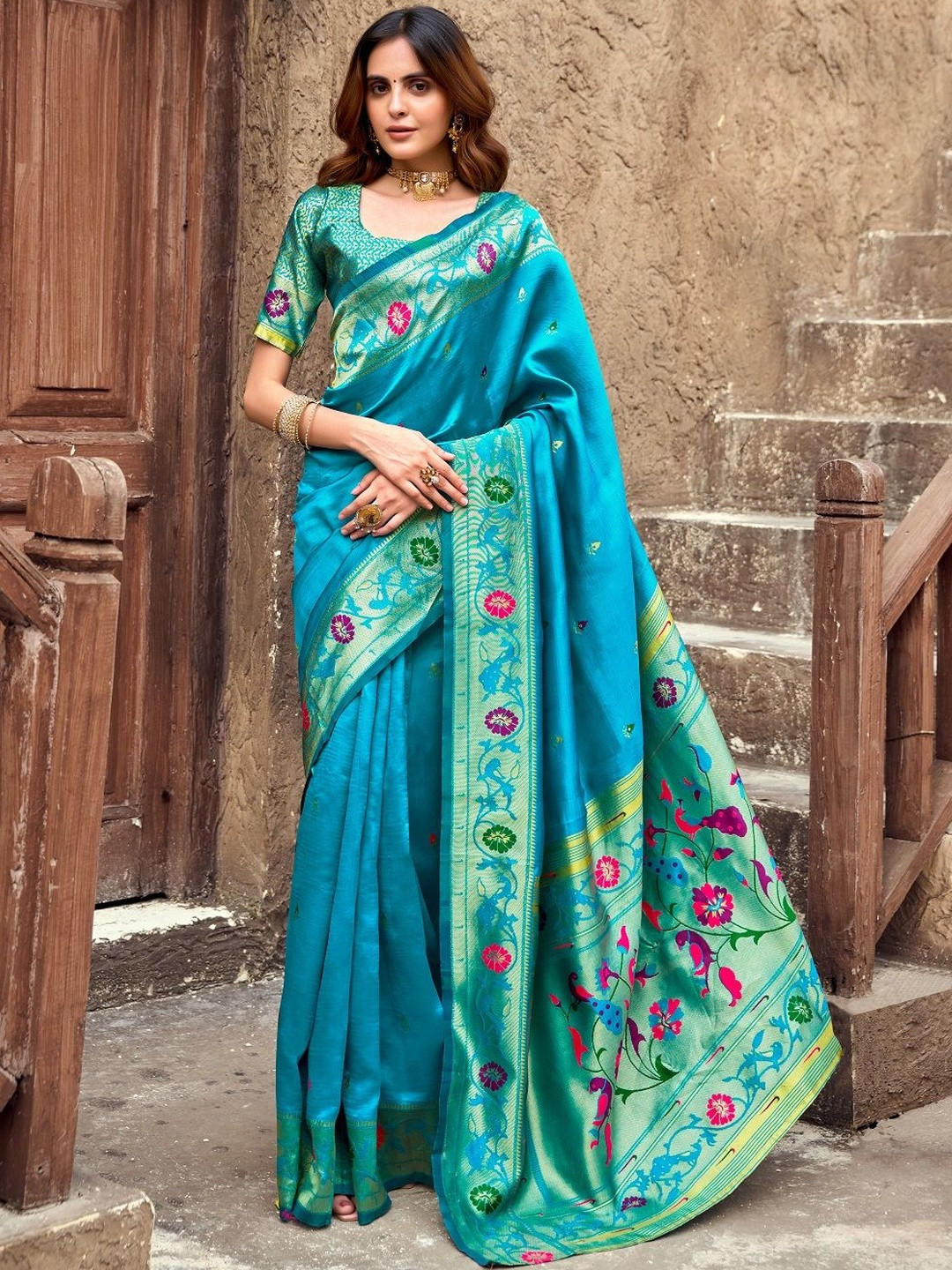 Suha Art Intricate Woven Design Silk Saree