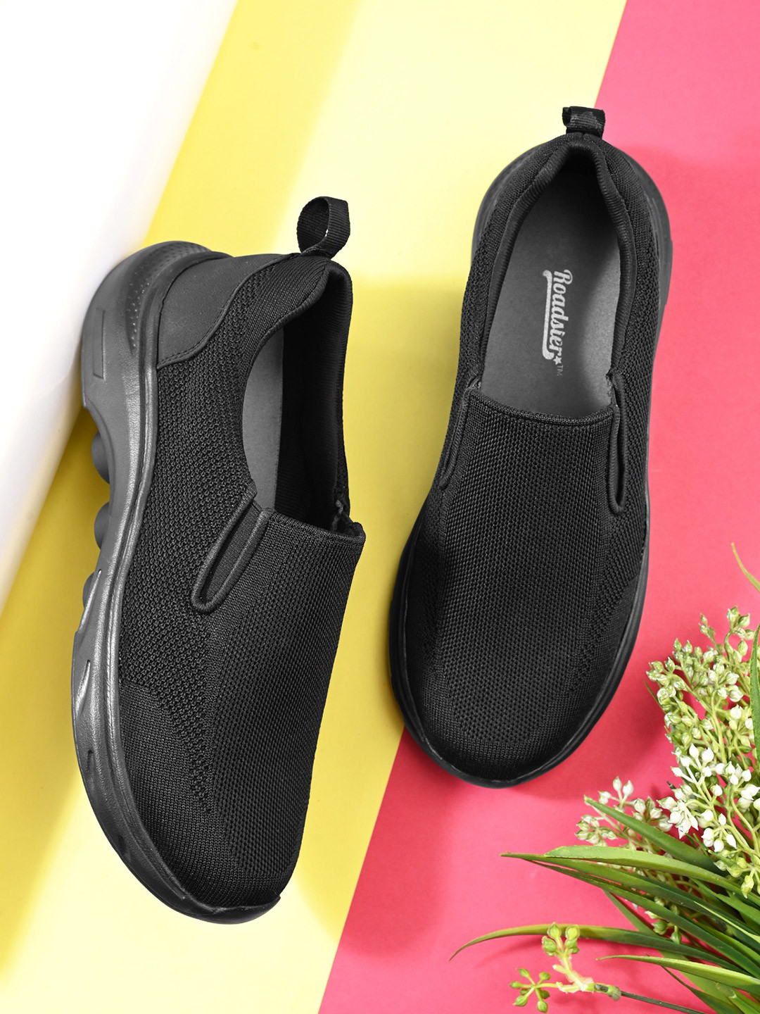 Roadster Men Slip-On Sneakers