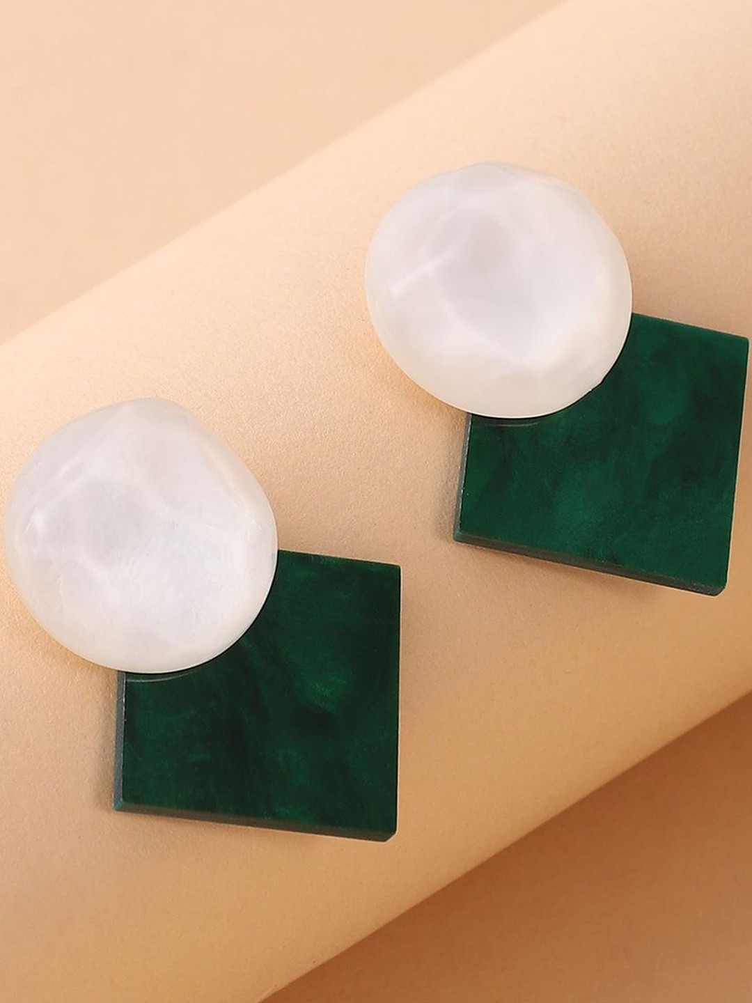 SOHI Gold Plated Party Pearls Drop Earring