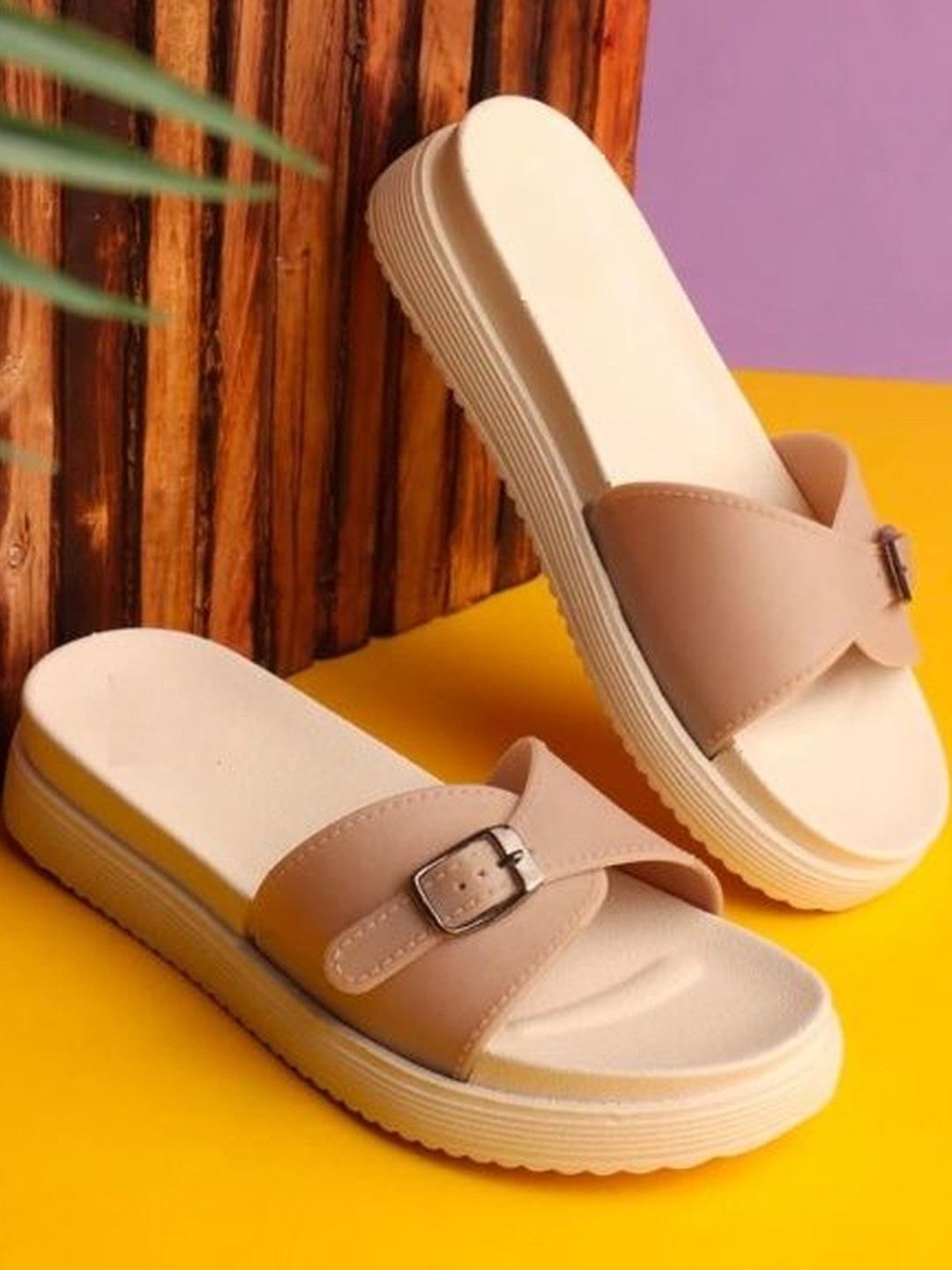 Shozie Girls Cream-coloured Solid Slip-On Sliders
