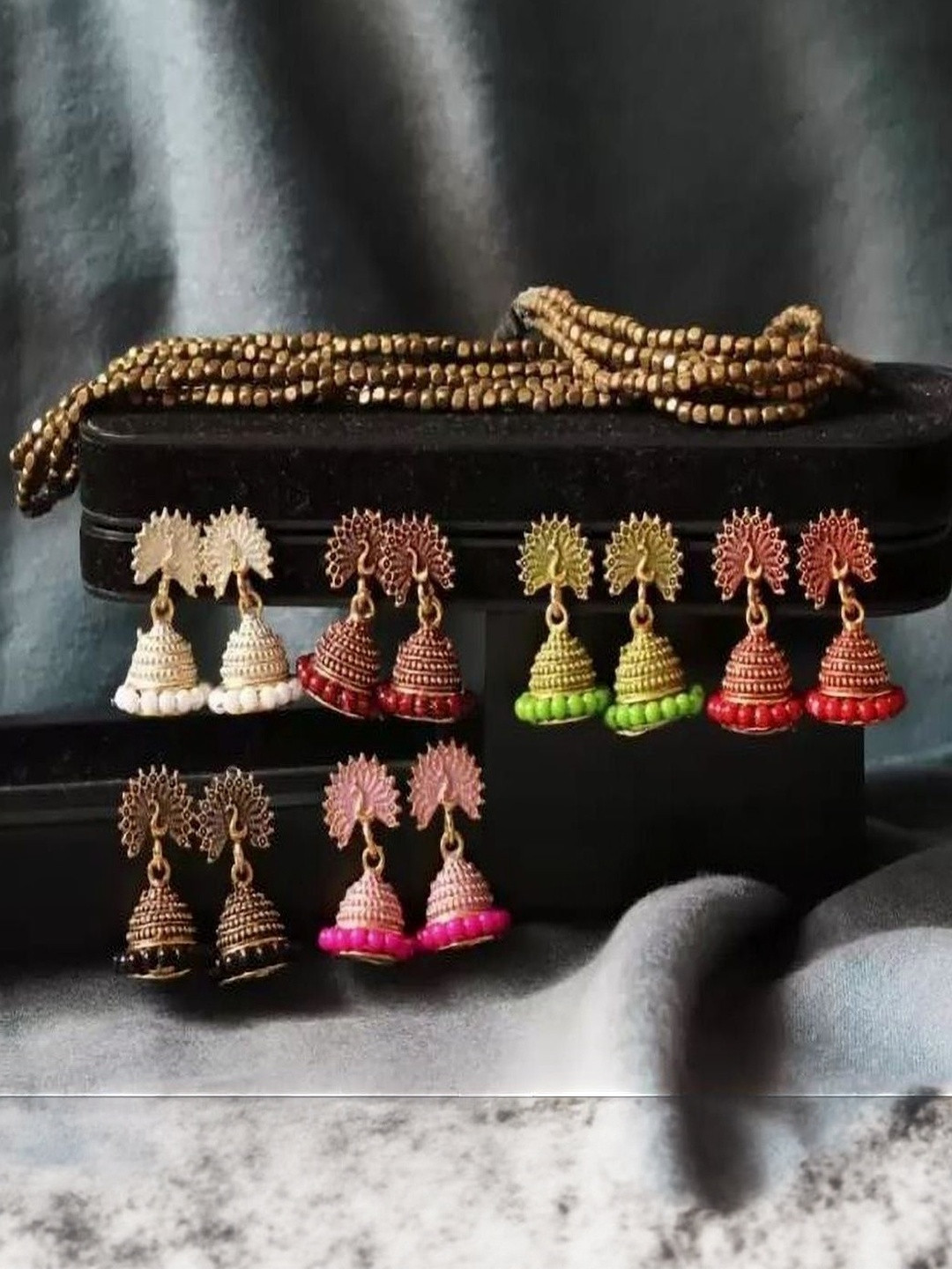 privic Contemporary Studs Earrings