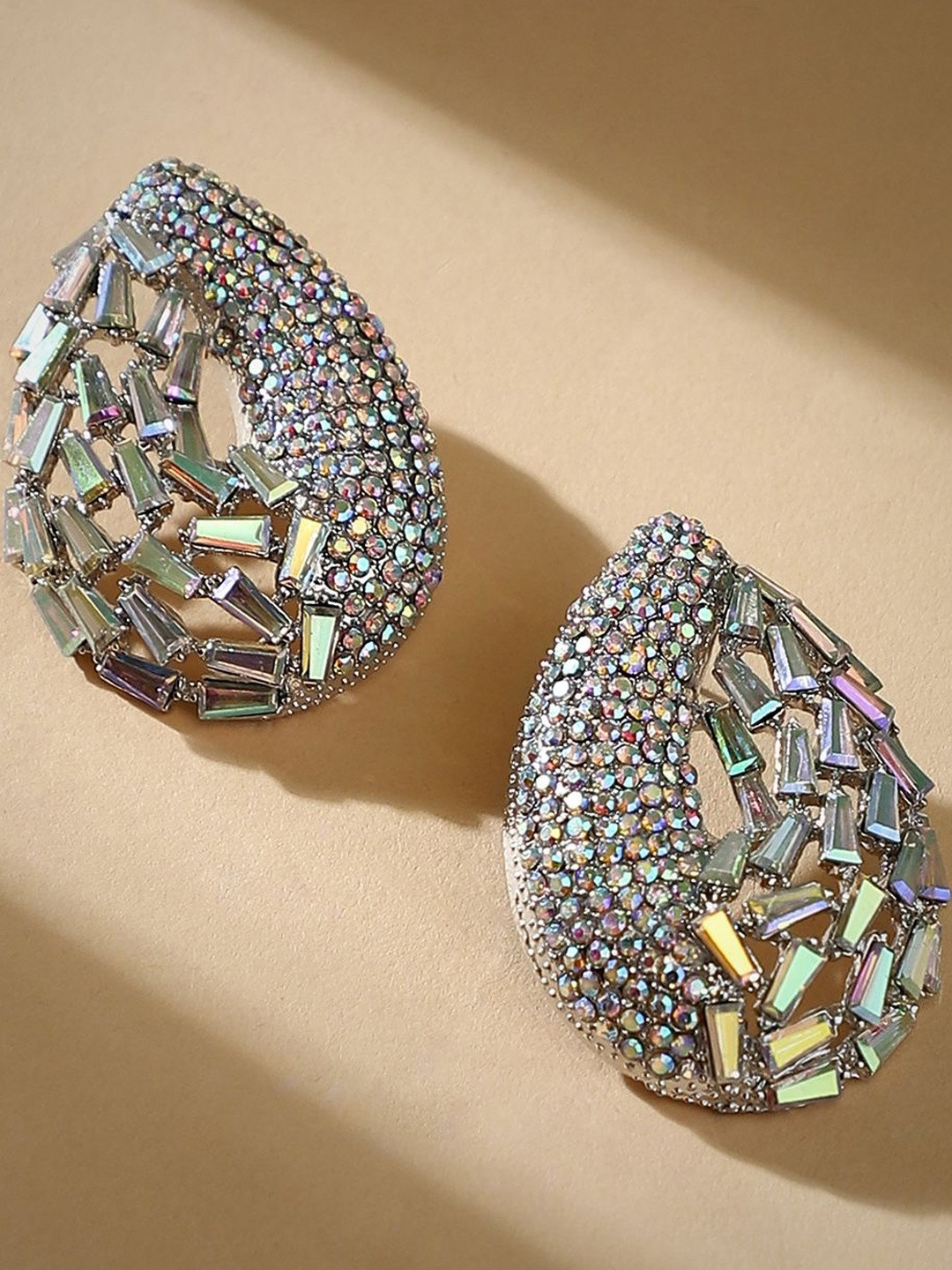 SOHI Silver Plated Designer Party Drop Earring For Women