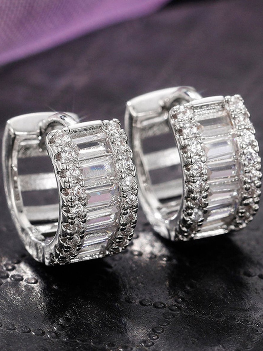 Jewels Galaxy Women Classic Hoop Earrings
