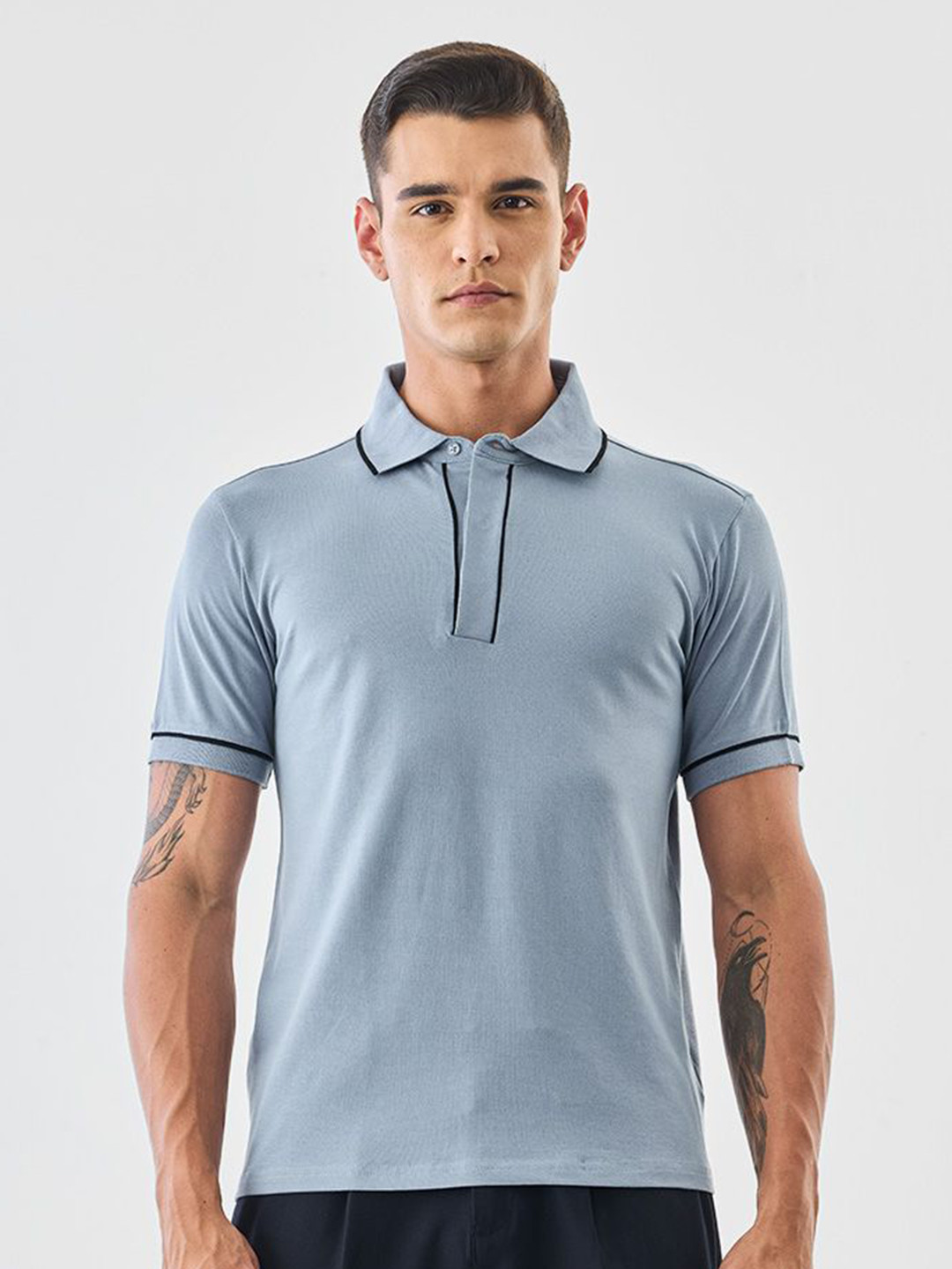 Snitch Men Light Blue Solid T-Shirt