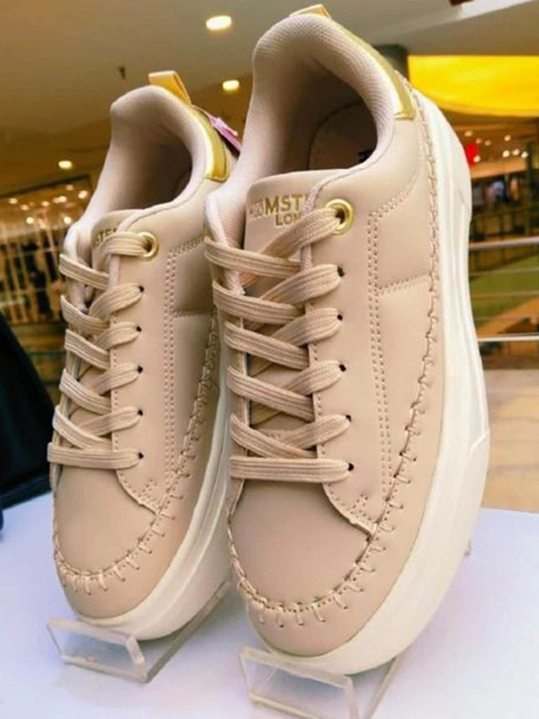 HAMSTER LONDON Women Mousehole Nude Colored Lace up Sneakers