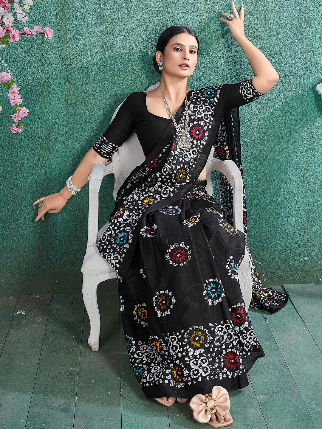Moda Rapido Women Black Pure Cotton Designer Block Print Saree