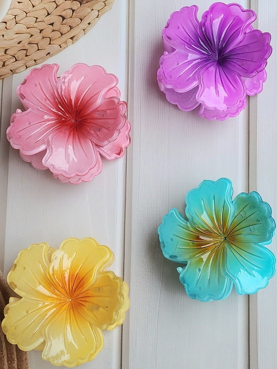 DIVASTRI Women Set of 4 Trendy New Plastic Flower Hair Claw Clip