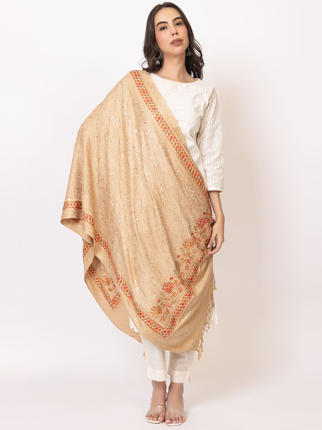 PYRO SPIRIT Floral Embroidered Shawl With Thread Work