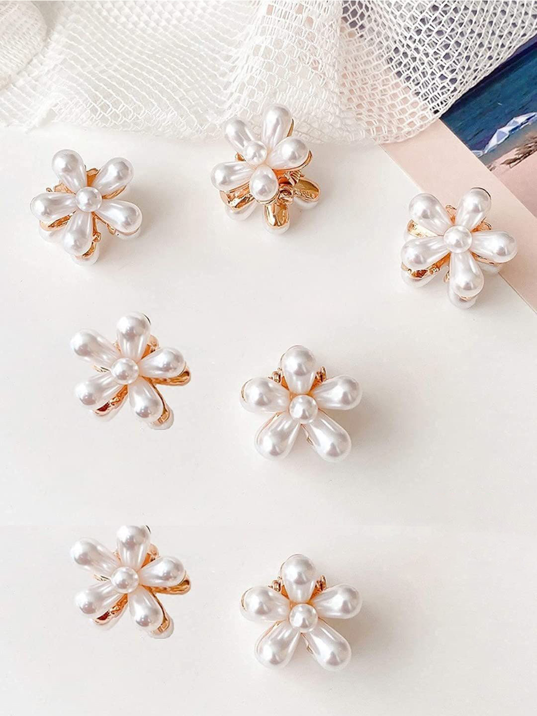 Puchku Girls Set Of 7 Beaded Mini Claw Clips