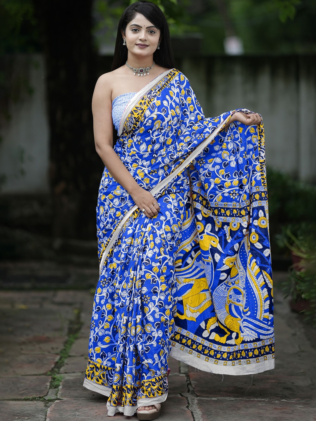 Anouk Women Navy Blue Batik Print Pure Cotton Saree