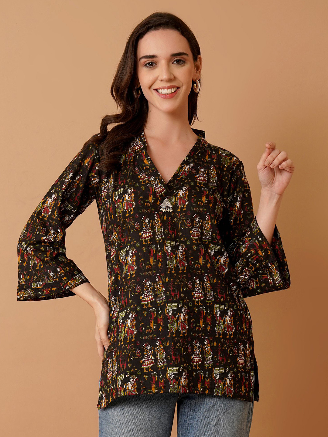 Magnetism Women Ethnic Motifs Printed V-Neck Kalamkari Long Sleeves Pure Cotton Kurti