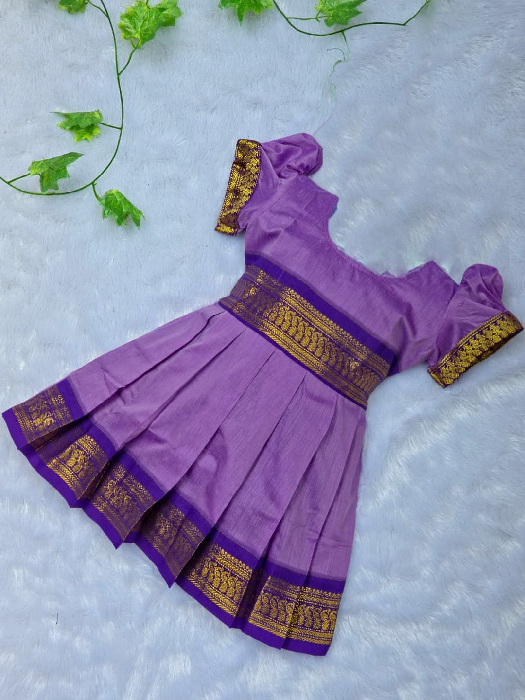 AMBA COLLECTION BOUTIQUE Girls Woven Design Puff Sleeves Frock