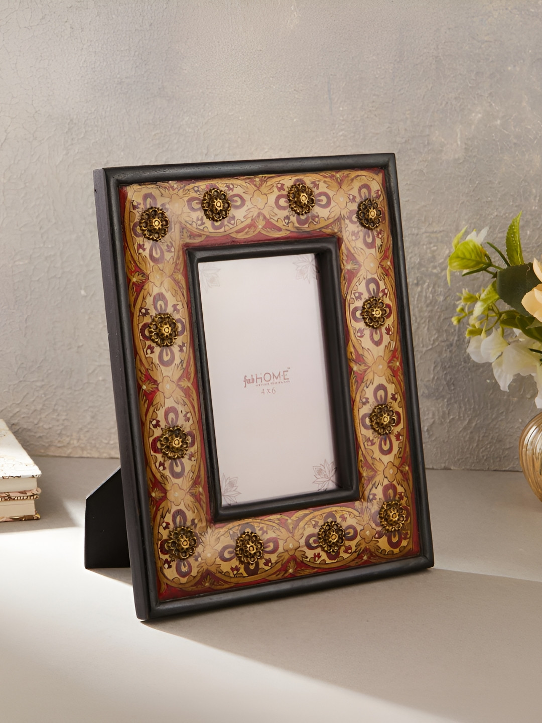 Fabindia Zhuri Cladded Beige & Red Self Design Wooden Table Photo Frame
