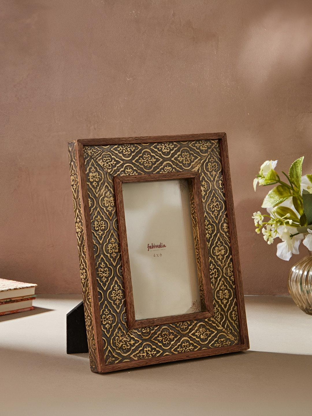 Fabindia Purvi Gold-Toned & Beige Wooden Table Photo Frames