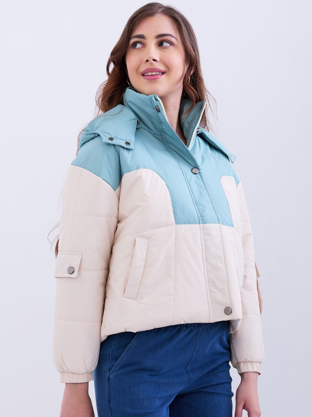 SPYKAR Women Green Nylon Jackets