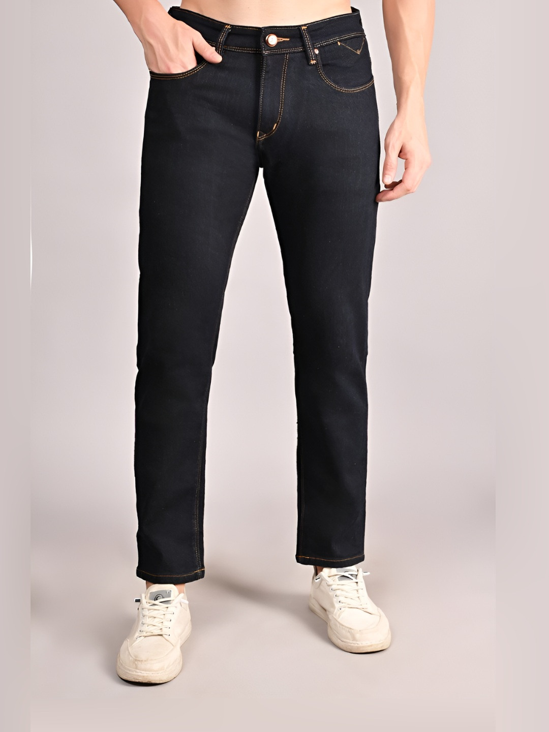 WHITE APPLE JNS Men Slim Fit Mid-Rise Cotton Jeans