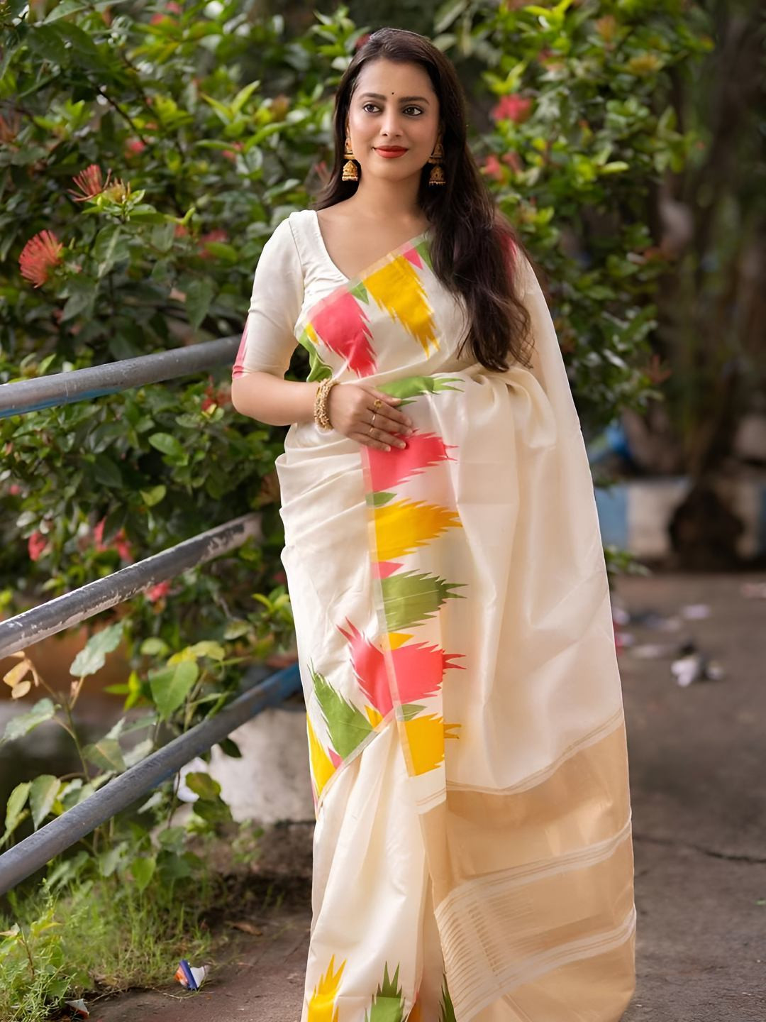 CANIZZARO Abstracted Printed Zari Banarasi Saree