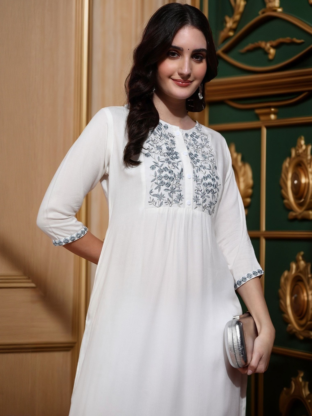 Tzelynn Women White Viscose Rayon A-Line Kurtas