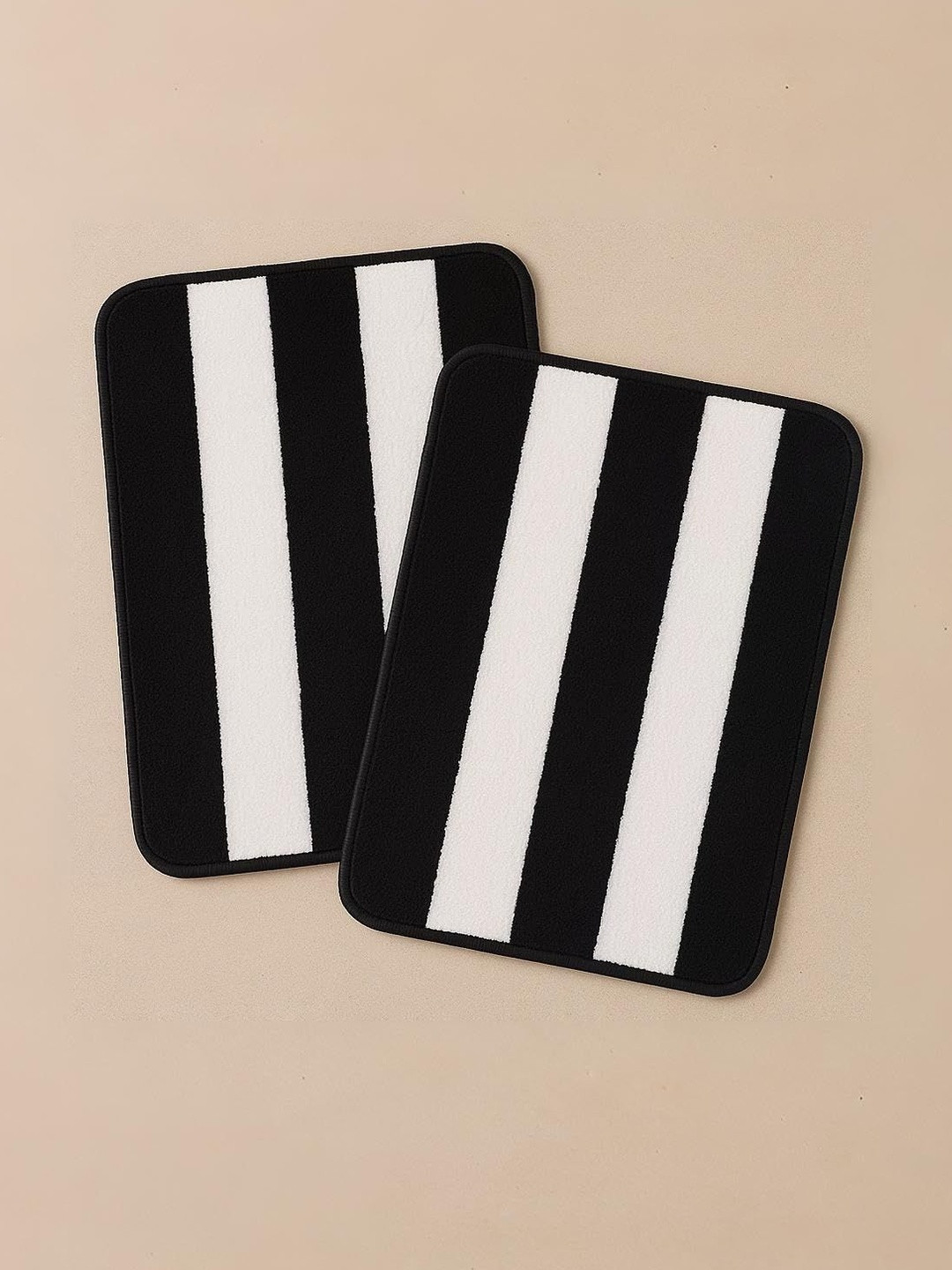 Adhigams Pack Of 2 SUPER-ABSORBENT And FAST-DRYING Bath Rugs