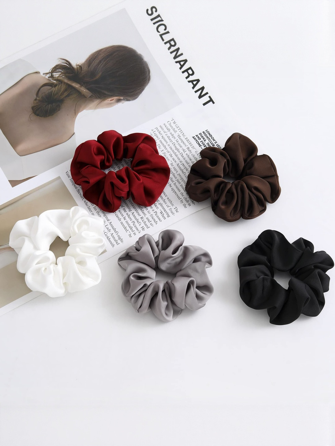 Folkdesi Women Pack of 5 Fabric Scrunchies