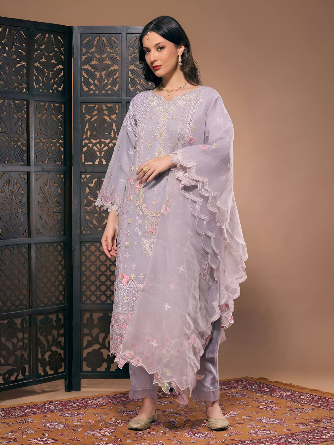 DESIGN ELEMENTS Embroidered Notch Neck Beads & Stones Organza Kurta Trousers & Dupatta
