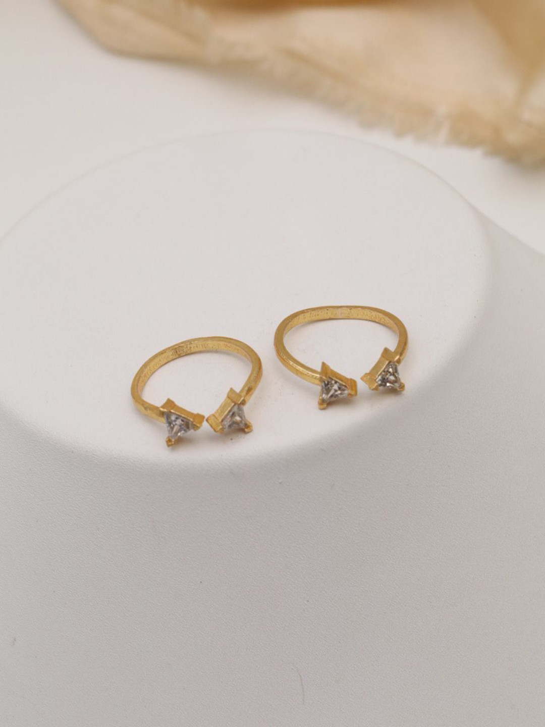 GRESHA ENTERPRISE Set Of 2 Gold-Plated American Diamond Studded Finger Ring